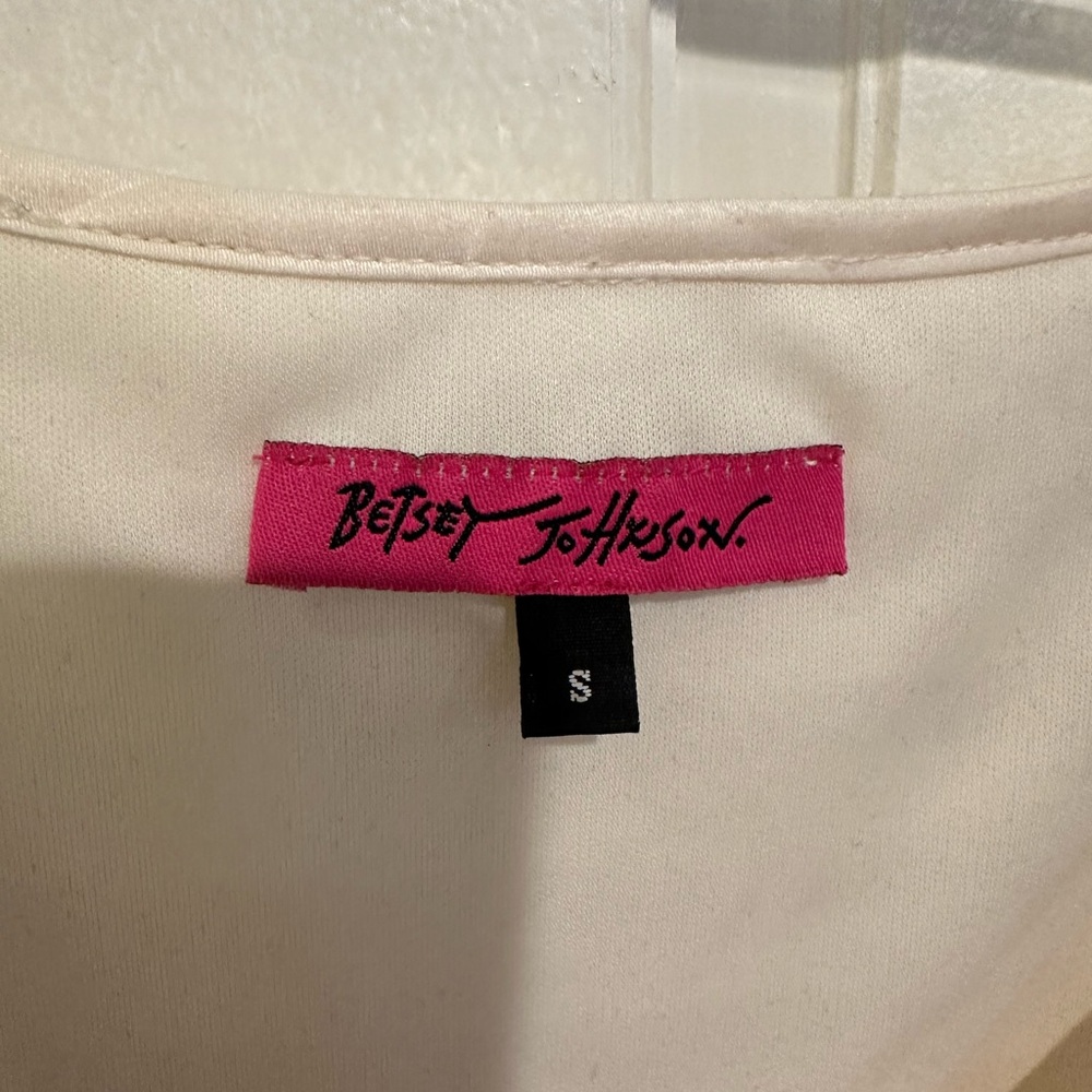 Betsey Johnson Mini Ruffle Dress with Belt β Size US Small - Picture 3 of 4